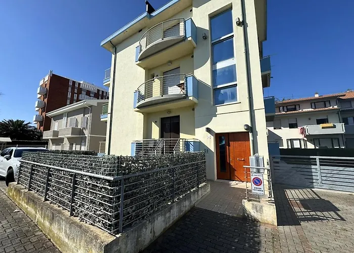 公寓 Romina - Free Parking Sea View!